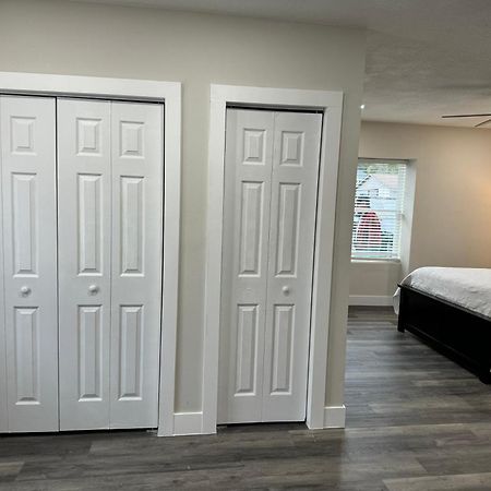 Deluxe Apartment Whit Laundry Tampa Eksteriør bilde